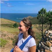 Professeur particulier donne cours de piano à domicile pour débutants